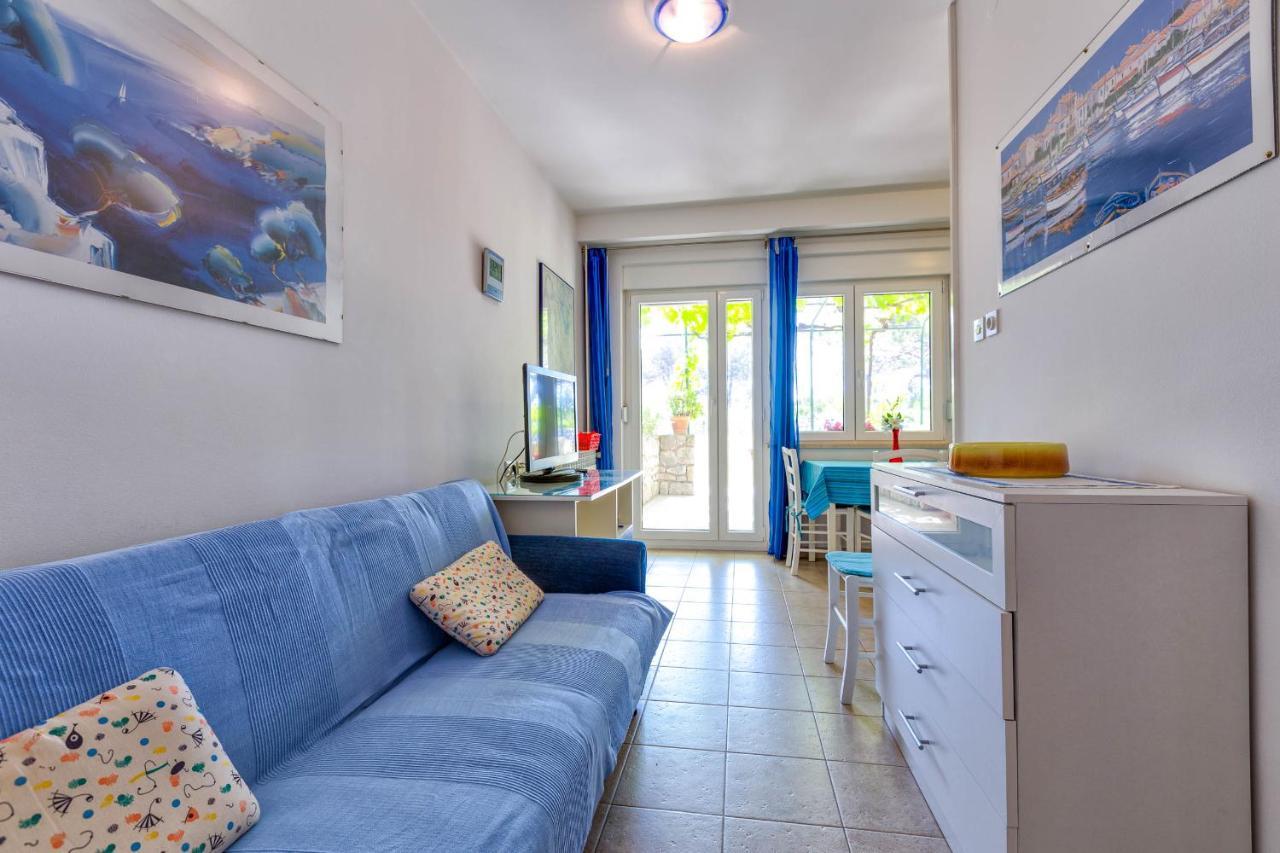 Apartments Margarita Mali Losinj Ngoại thất bức ảnh