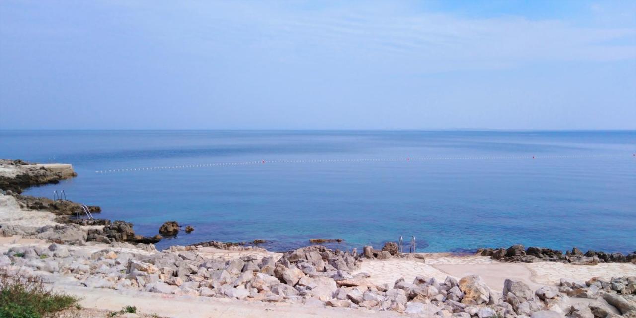 Apartments Margarita Mali Losinj Ngoại thất bức ảnh