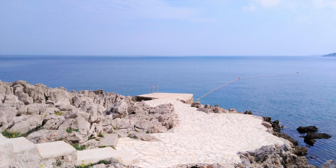Apartments Margarita Mali Losinj Ngoại thất bức ảnh